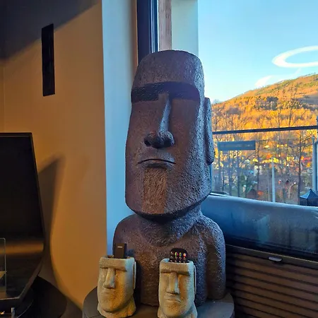 Spokoloko Ostoja Beskidy Arktykaloft I Rapa Nui *
