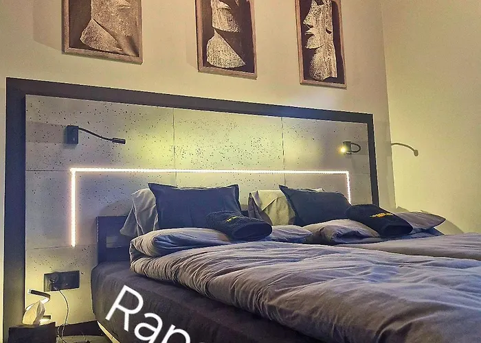 Spokoloko Ostoja Beskidy Arktykaloft I Rapa Nui Appartement